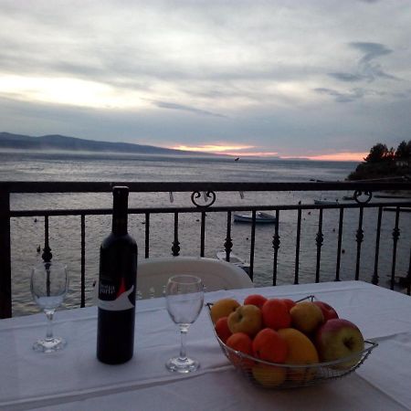 Apartment On The Beach Lokva Rogoznica Εξωτερικό φωτογραφία