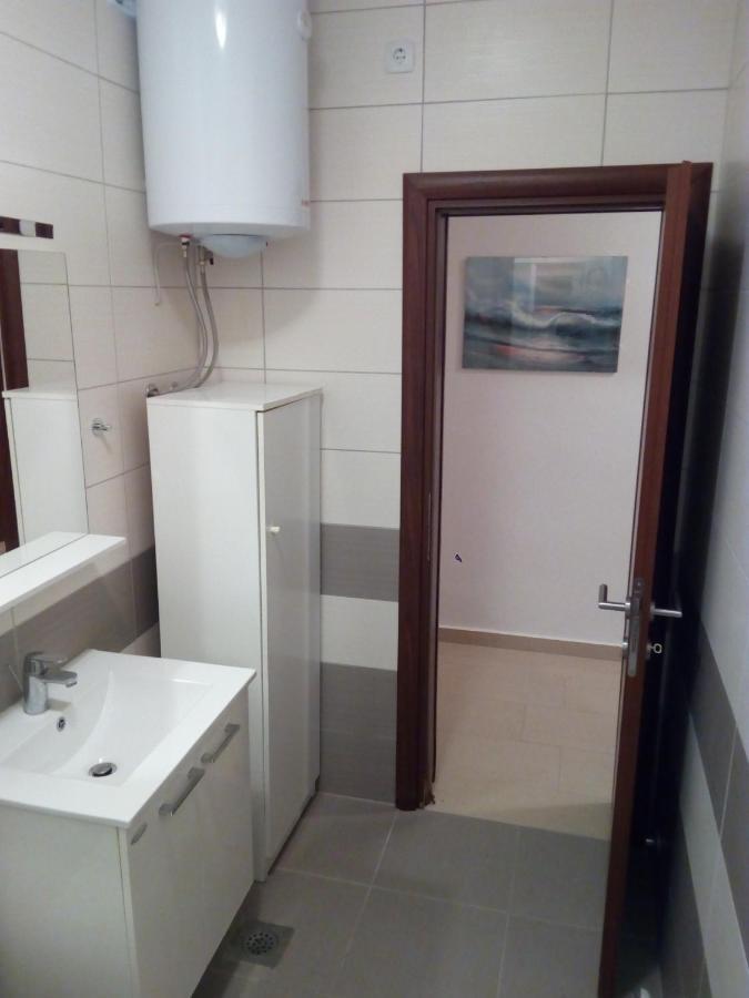 Apartment On The Beach Lokva Rogoznica Εξωτερικό φωτογραφία