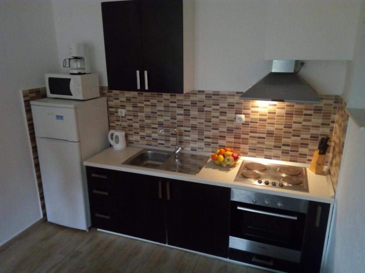Apartment On The Beach Lokva Rogoznica Εξωτερικό φωτογραφία