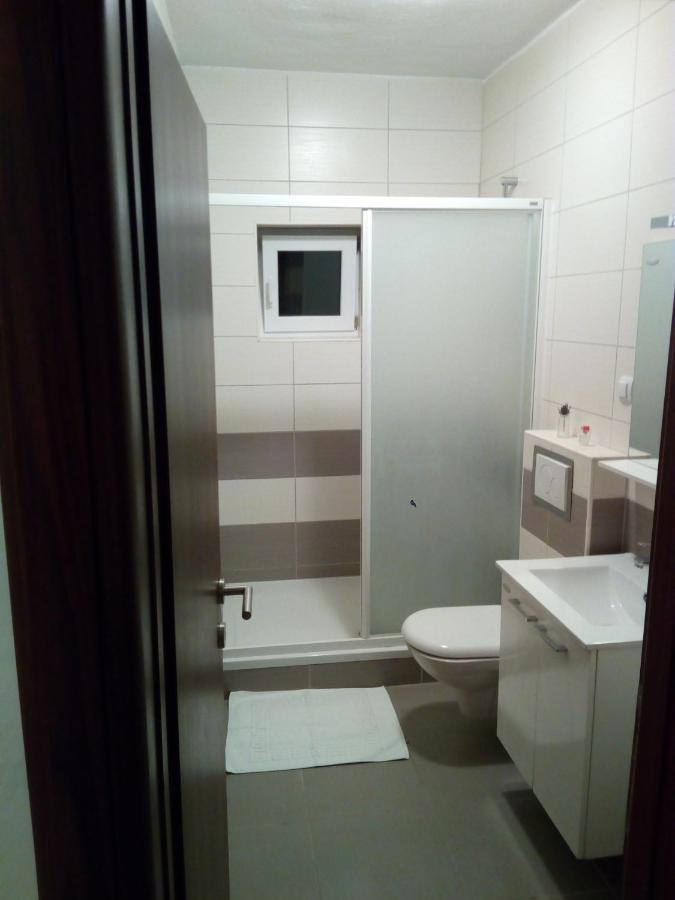 Apartment On The Beach Lokva Rogoznica Εξωτερικό φωτογραφία