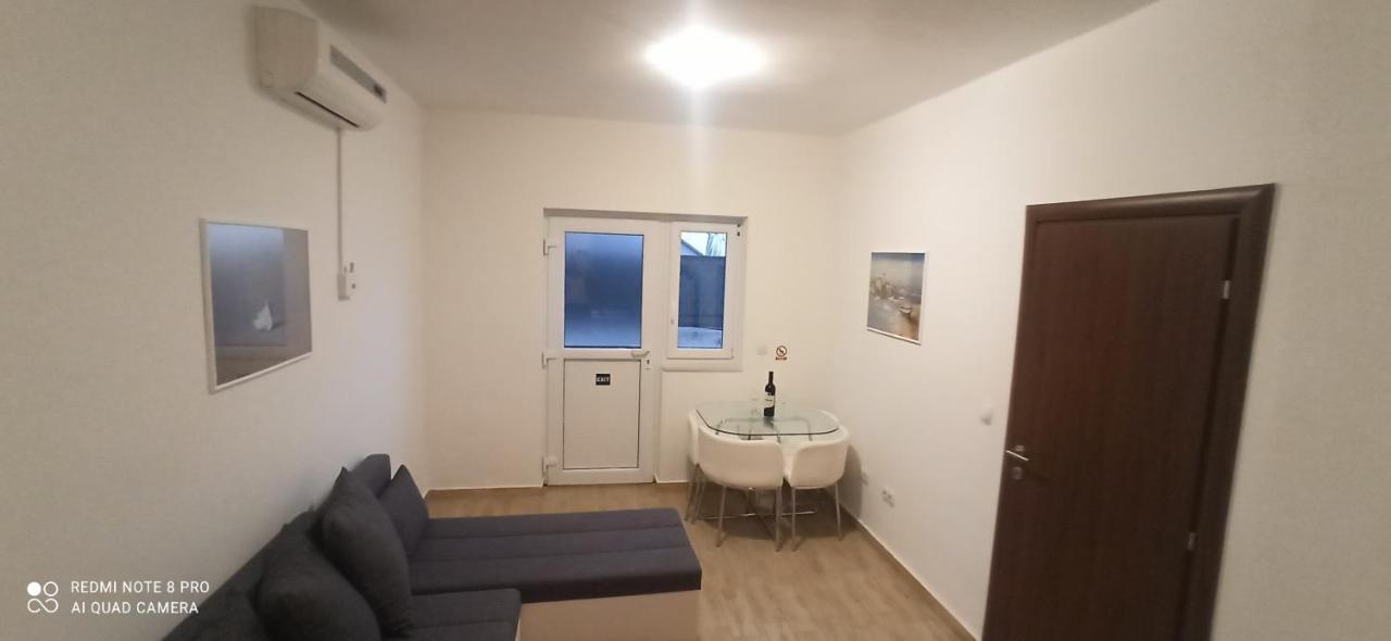 Apartment On The Beach Lokva Rogoznica Εξωτερικό φωτογραφία