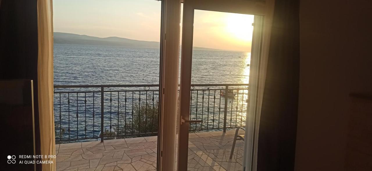 Apartment On The Beach Lokva Rogoznica Εξωτερικό φωτογραφία
